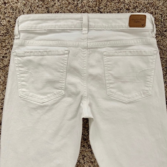 AEO | Mid-rise Stretch Skinny White Jean - Picture 9 of 11
